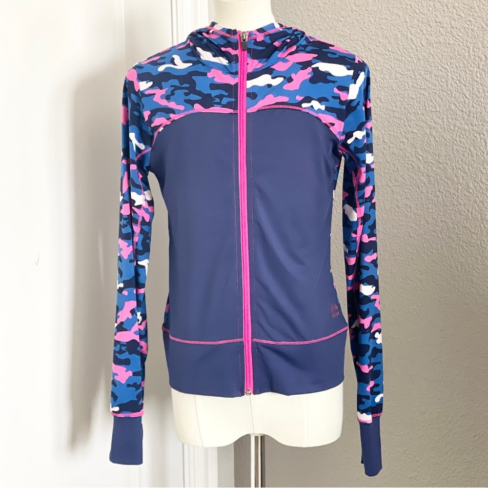4 for $20 Sale! 
RBX Athletic Hoodie M